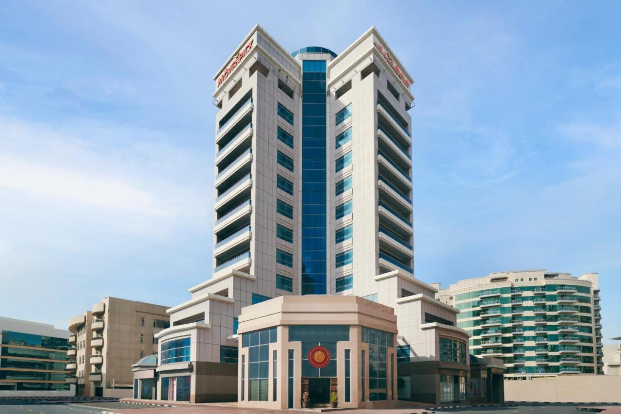 Movenpick Hotel & Apartments Bur Dubai Bagian luar foto